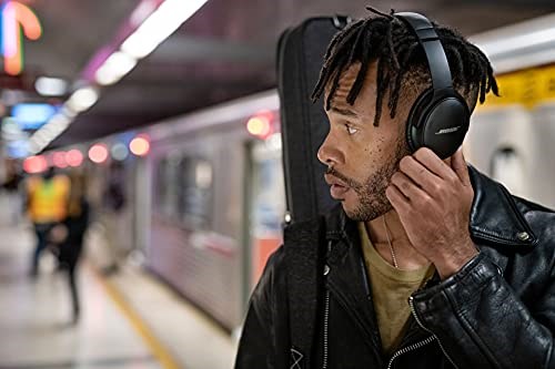Bose QuietComfort 45 image 5