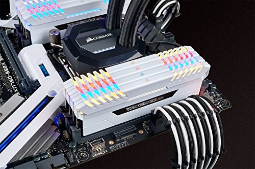CORSAIR VENGEANCE RGB 32GB (4x8GB) DDR4 3200MHz image 11