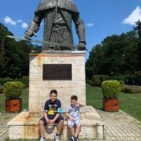 User12000441321